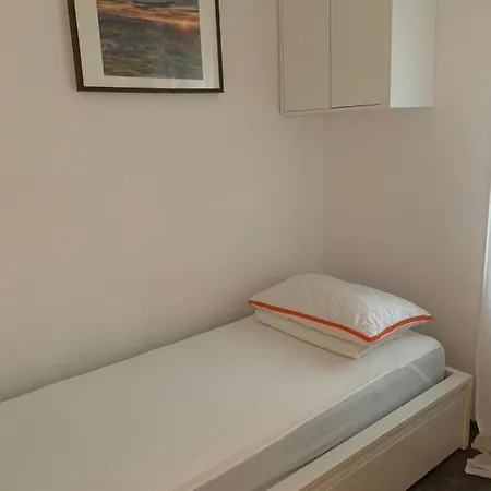 Writer's Place 2* リュブリャナ