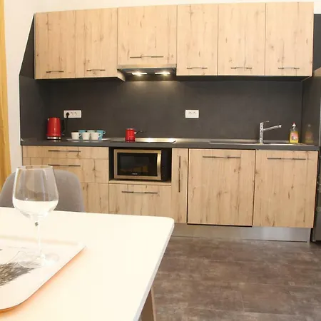 بيت ضيافة Writer's Place ليوبليانا