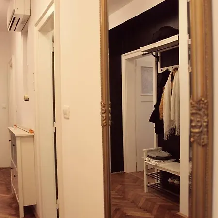 ゲストハウス Writer's Place リュブリャナ