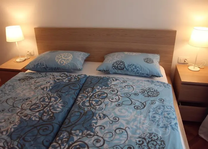 招待所 Writer's Place