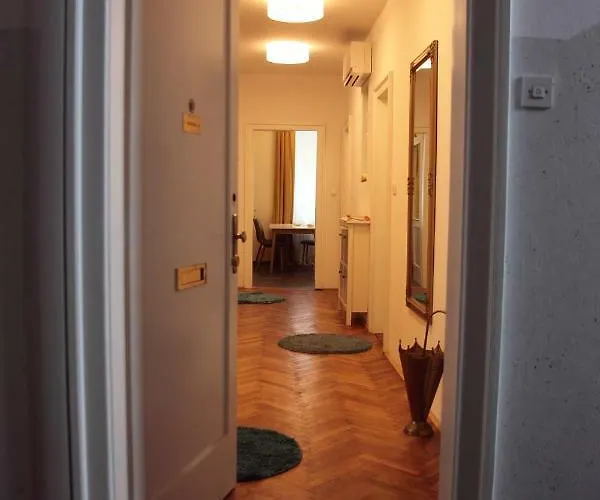 Writer's Place 卢布尔雅那