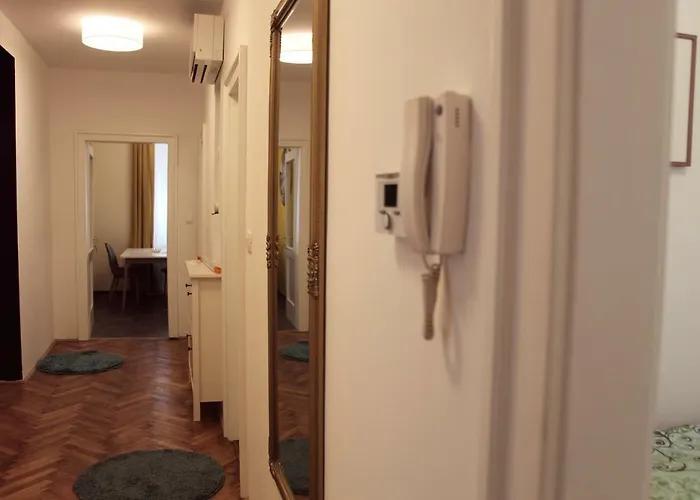 招待所 Writer's Place 卢布尔雅那