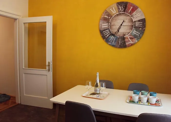 Writer's Place Konukevi